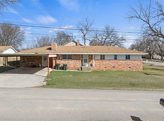 901 E 6th Street, Sulphur, OK 73086