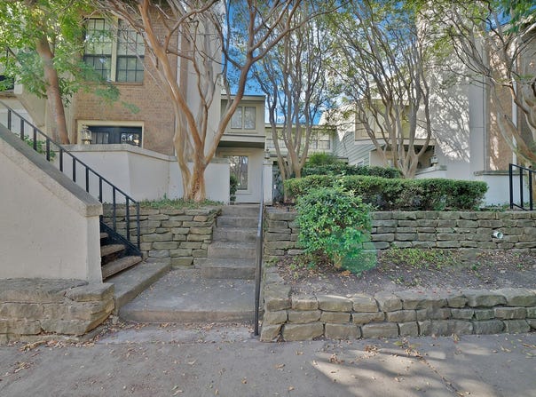 9621 Walnut Street, Dallas, TX 75243