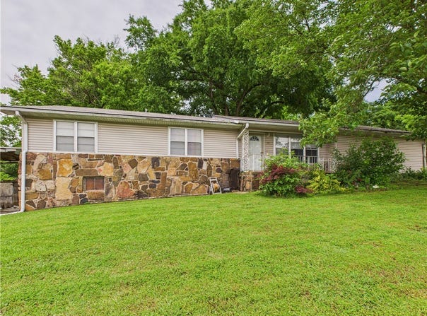 308 3rd Street, Harrison, AR 72601