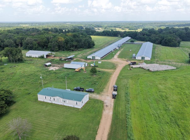 9265 Ehlers Rd, Stover, MO 65078