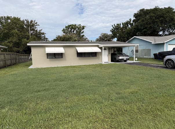 5550 SE NORMANDY Avenue, Stuart, FL 34997