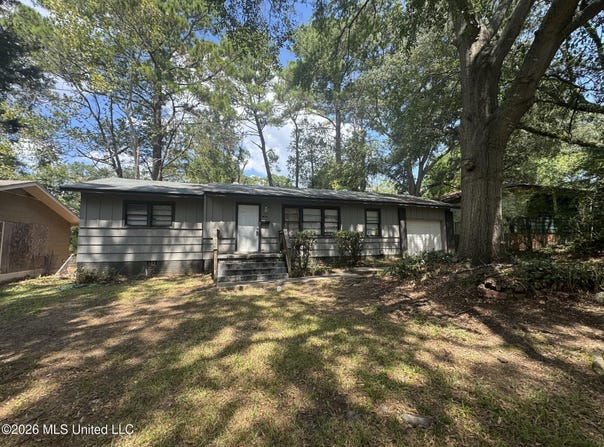 742 Kensington Place, Jackson, MS 39206