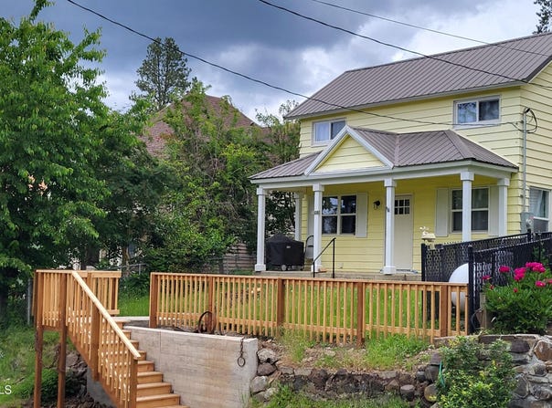 109 S Prospect Ave, Harrison, ID 83833