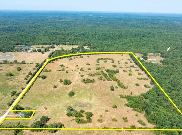 Lawrence Road 138, Ravenden, AR 72459