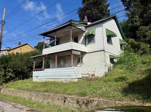 432 School Street, Barrackville, WV 26554