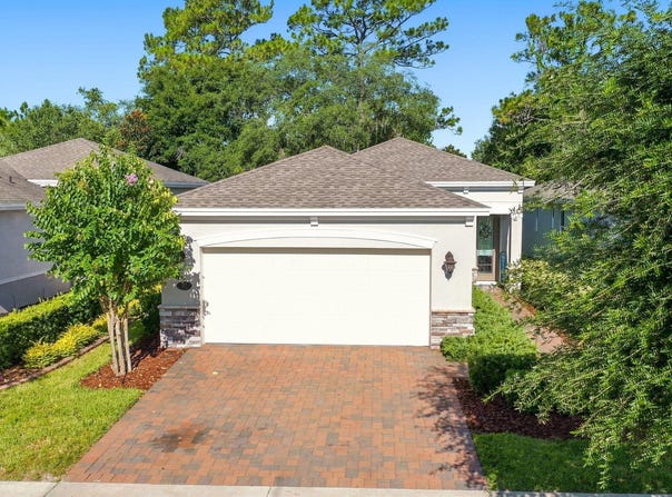 177 Old Moss Circle, DeLand, FL 32724