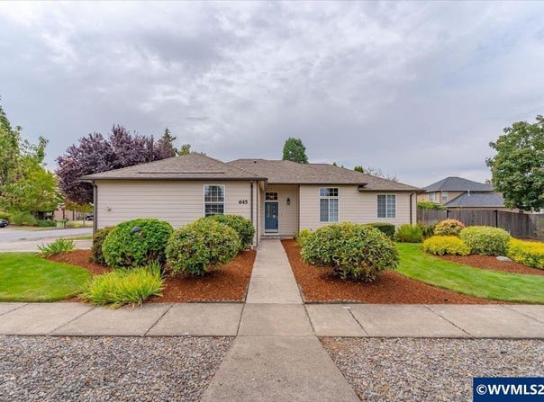 645 N 12th Av, Stayton, OR 97383