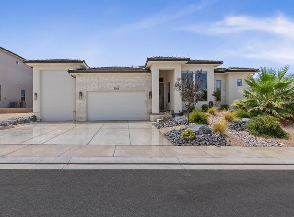 1268 E Cheyenne Way, Washington, UT 84780