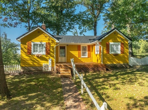 3122 Carroll SE, Cedar Rapids, IA 52403