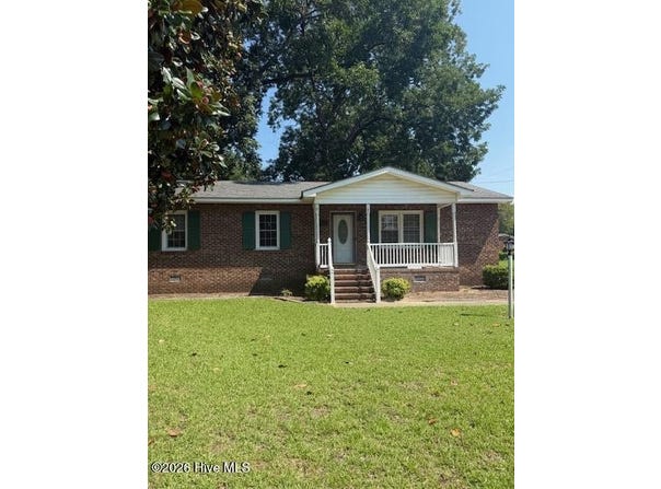 704 W 3rd Street, Washington, NC 27889