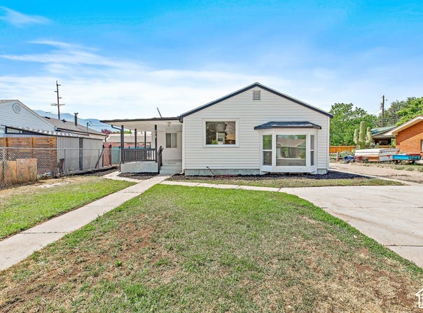 372 E 400 N, Springville, UT 84663