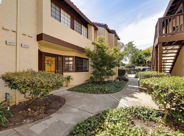 13725 Seagate Dr, San Leandro, CA 94577