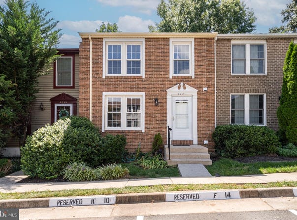8031 TYSON OAKS Circle, VIENNA, VA 22182
