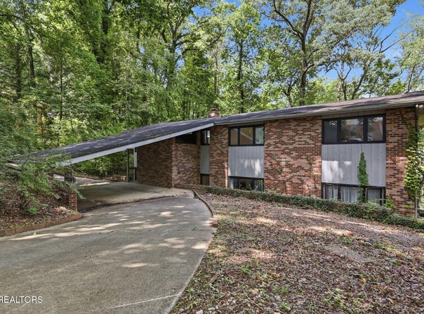 114 Balboa Circle, Oak Ridge, TN 37830