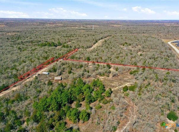 1310 Perry Lane, Thorndale, TX 76577