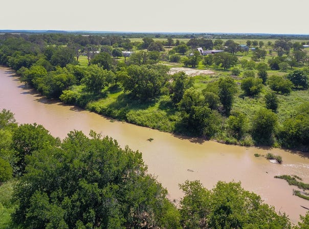 410 County Road 433, Mullin, TX 76864