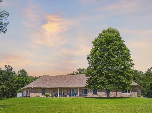 3850 S 155th Road, Bolivar, MO 65613