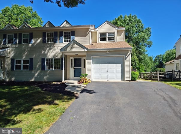 4040 DIANE Way, DOYLESTOWN, PA 18902