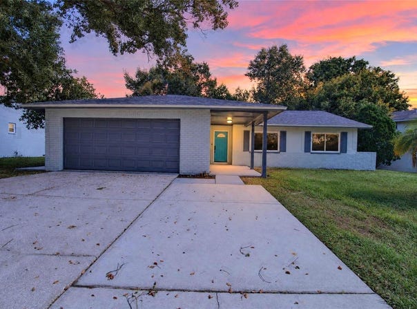 605 HILLPOINT Way, BRANDON, FL 33510