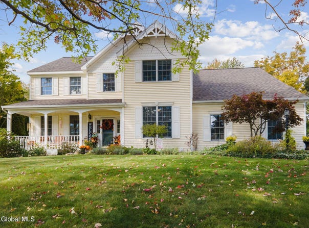 7 Rockrose Way, Malta, NY 12020