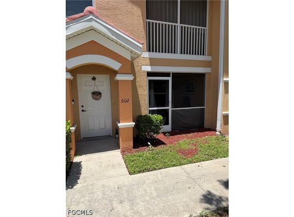 1860 Concordia Lake Circle, Cape Coral, FL 33909