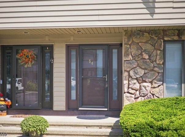 54 Cheyenne Rd, Andover Twp., NJ 07848-4032
