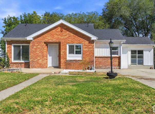 480 HIGHLAND Dr, Riverdale, UT 84405