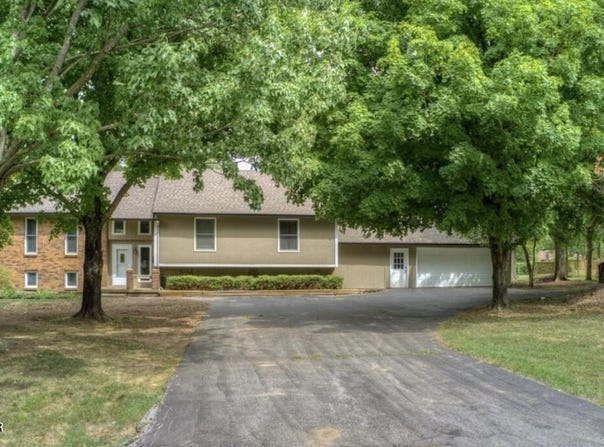 202 Split Rail Drive, Joplin, MO 64801