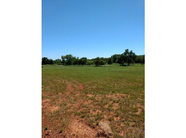 4 N Douglas, Orlando, OK 73073