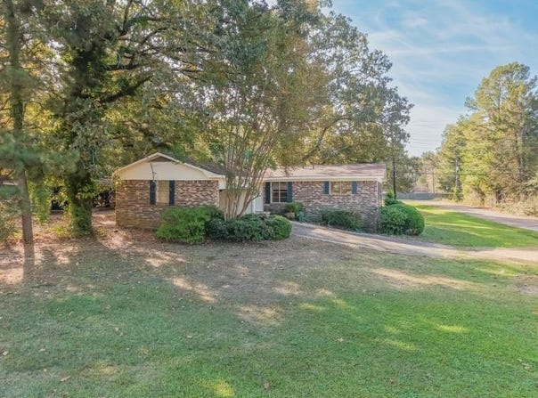 125 Woodland, Houston, MS 38851