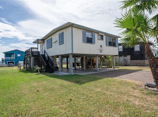 734 S Sandpiper Road, Ingleside, TX 78362