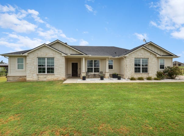 170 Spring Creek Circle, Paradise, TX 76073
