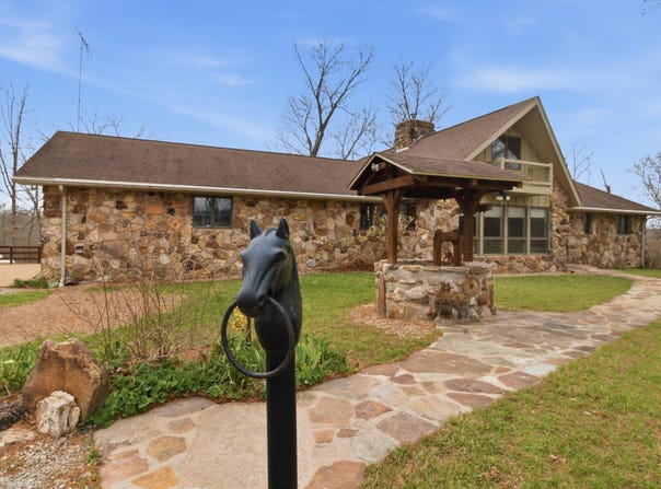6325 Highway Z, Houston, MO 65483