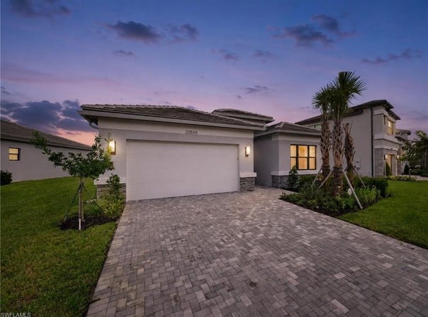 20534 Fair Oak Ln, ESTERO, FL 33928