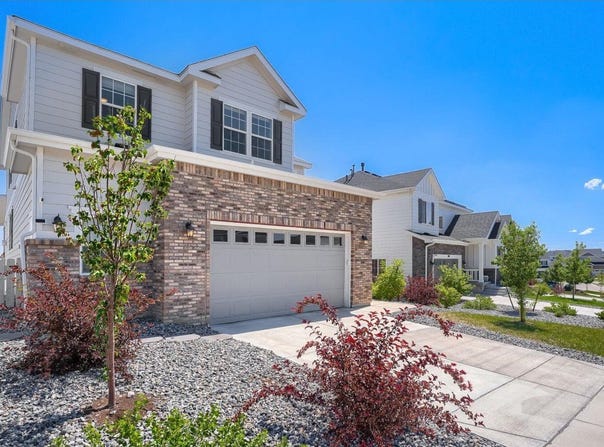 7170 S Uriah St, Aurora, CO 80016