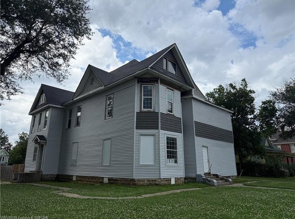 901 N 13th ST, Fort Smith, AR 72901