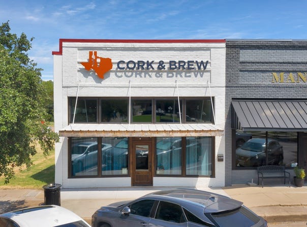 1136 Main Street, Commerce, TX 75428