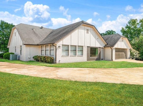 7123 Heather Lane, Paris, TX 75462