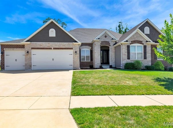 401 Hamlet Court, O'Fallon, MO 63367