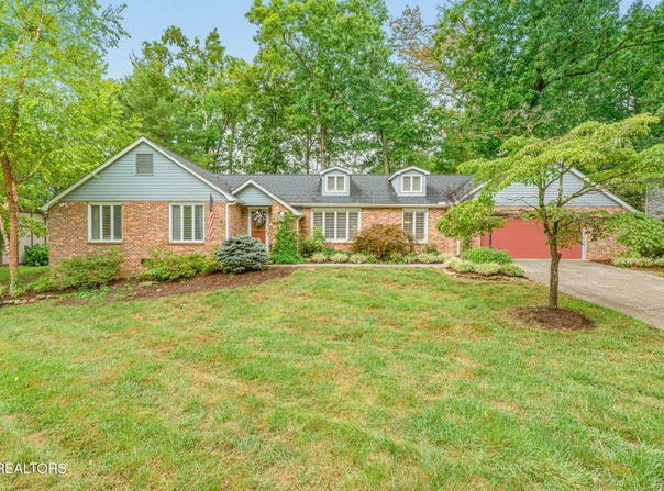 7921 Castlecomb Rd, Powell, TN 37849