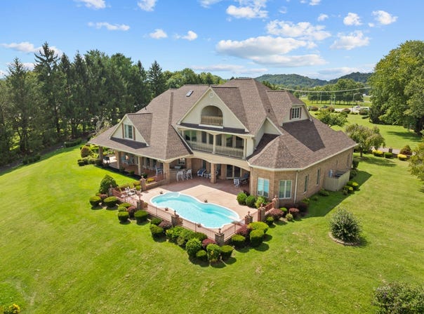 16 River St, Gallipolis, OH 45631