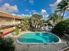 241 SE 9th Ave, Pompano Beach, FL 33060