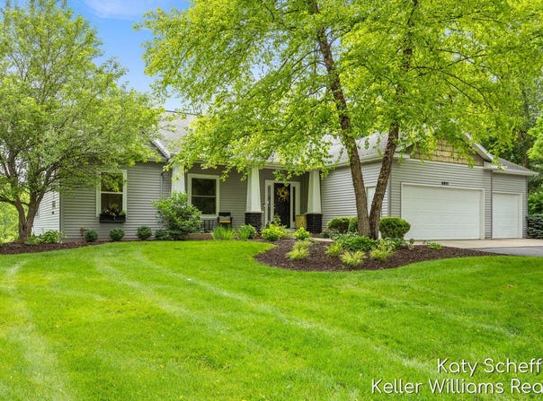 4611 Windcliff Drive NE, Rockford, MI 49341