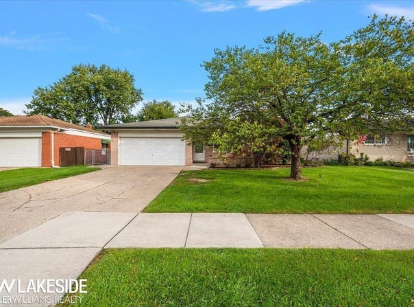 13747 Joyce Drive, Warren, MI 48088