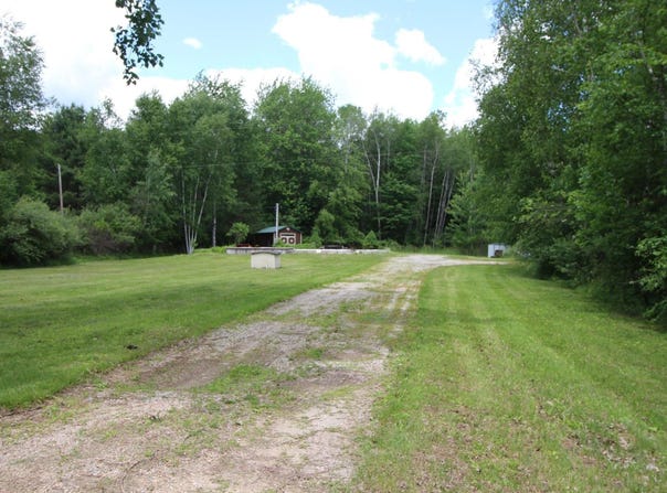 11571 E Deerfield Road, Shepherd, MI 48883
