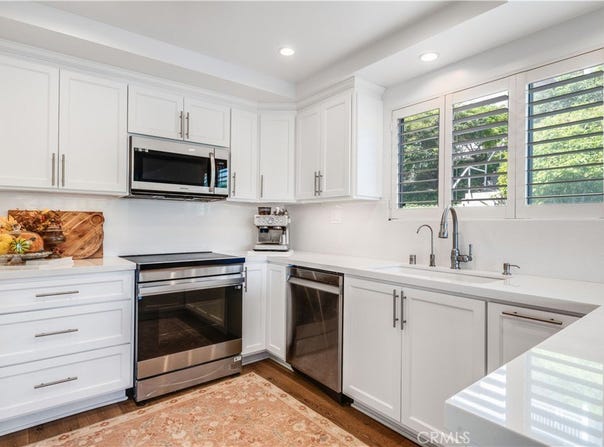 32679 Seagate, Rancho Palos Verdes, CA 90275
