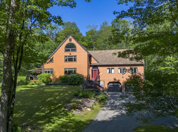 255 High St Hill Rd, Windsor, MA 01270