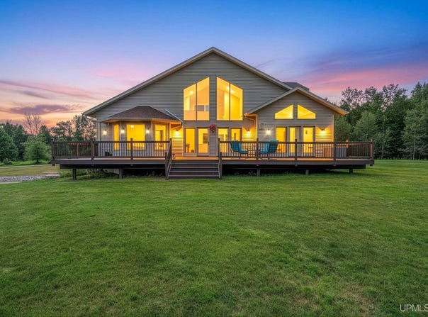 W1677 Orchard Lane, Wilson, MI 49896