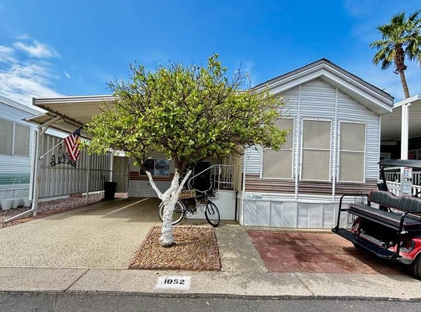702 S Meridian Rd, Apache Junction, AZ 85120