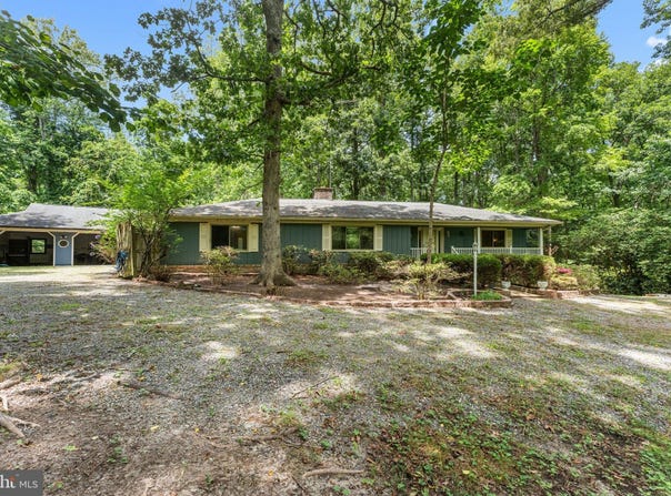 59 HICKORY Road, LANCASTER, VA 22503